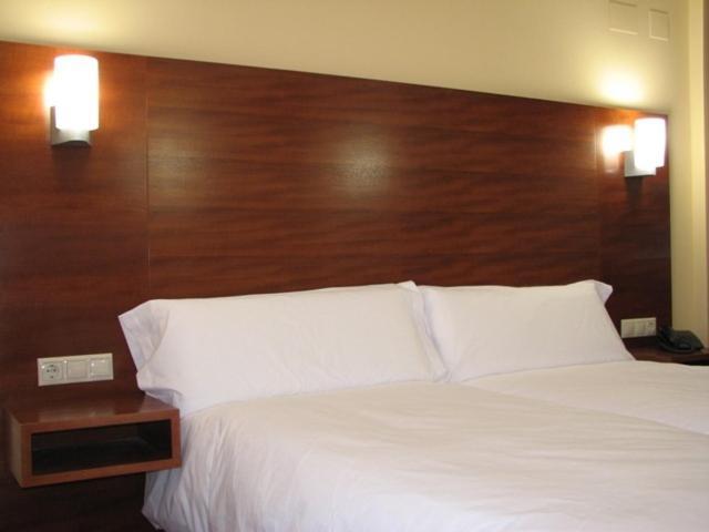פולה דה לנה Hotel Ruta De La Plata De Asturias מראה חיצוני תמונה